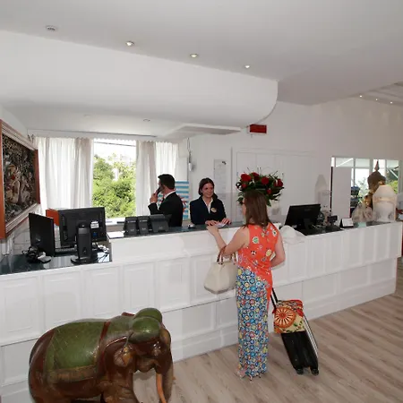 فندق Oriente فيكو إيكوينس