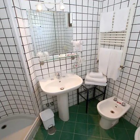 فندق Oriente فيكو إيكوينس