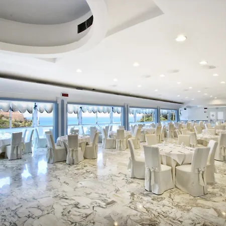 Oriente Отель 4*