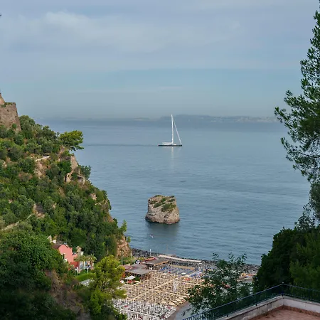 Oriente Отель 4*